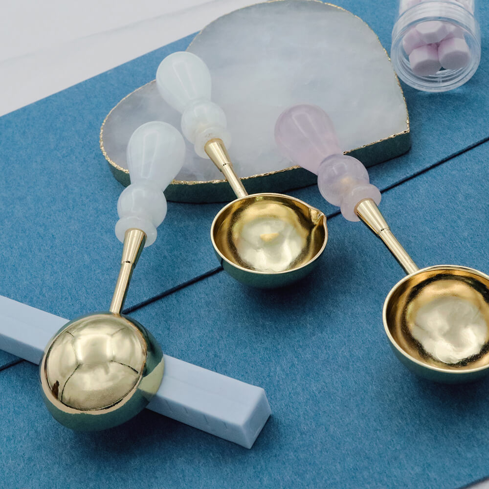 Quartz Melting Spoon and non-stick pad from AMZ Deco