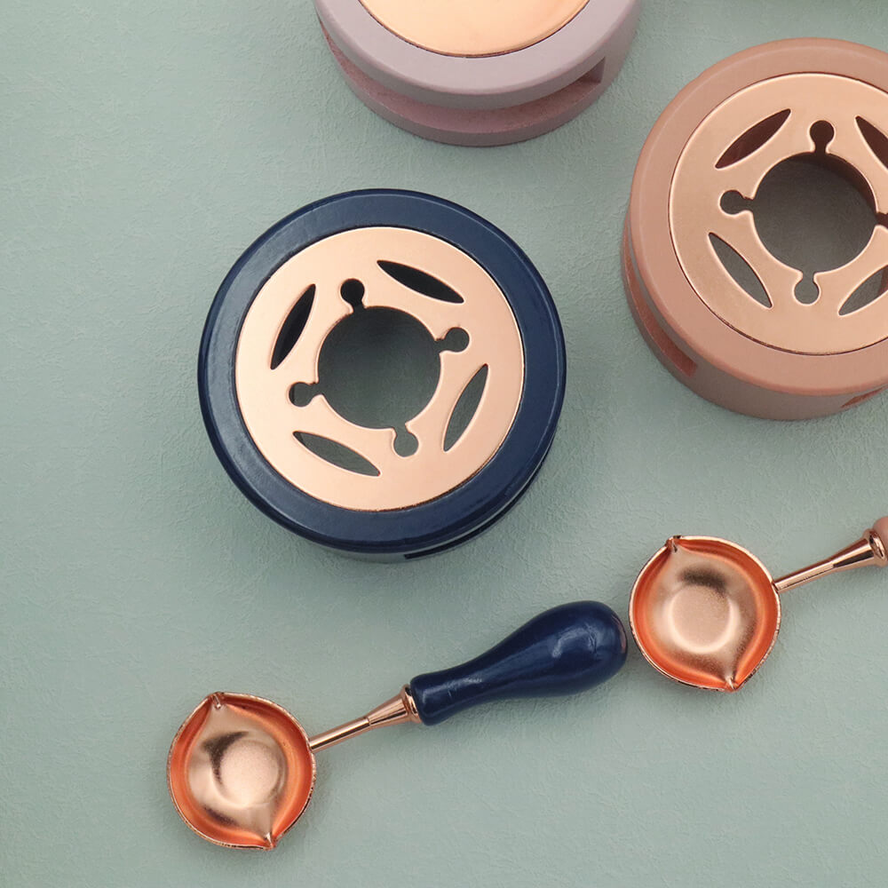 Navy Blue Melting Furnace & Spoon